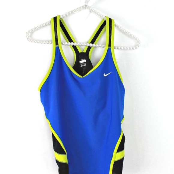 Nike Dri-FIT Training Tank - Picture 3 of 9